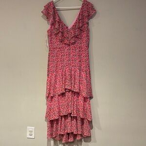 Wayf Pink Floral tiered XL Dress